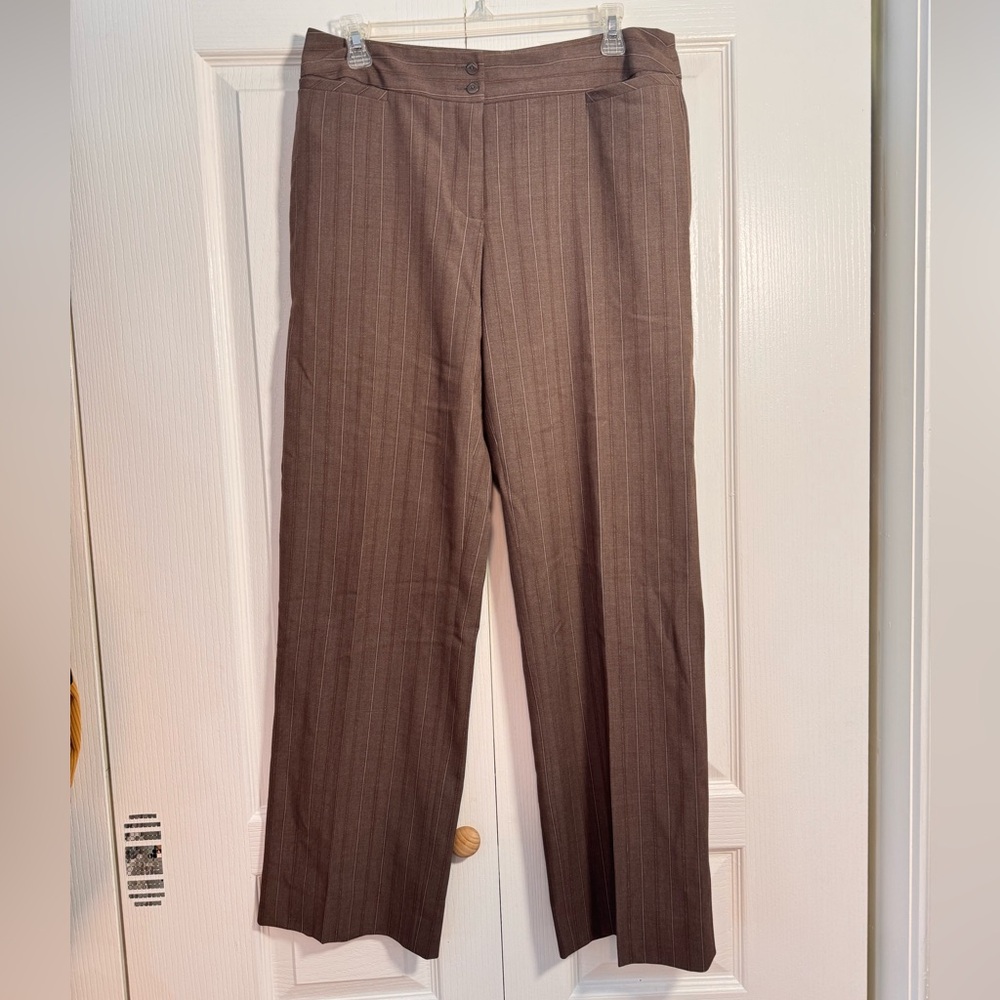 Y2K pinstripe trousers shiny size 8 brown gold